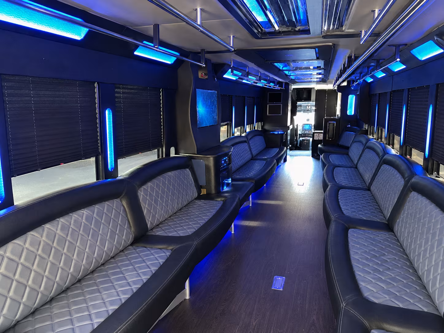 Norfolk Birthday, Sweet 16, & Quinceañera Transportation party bus exterior