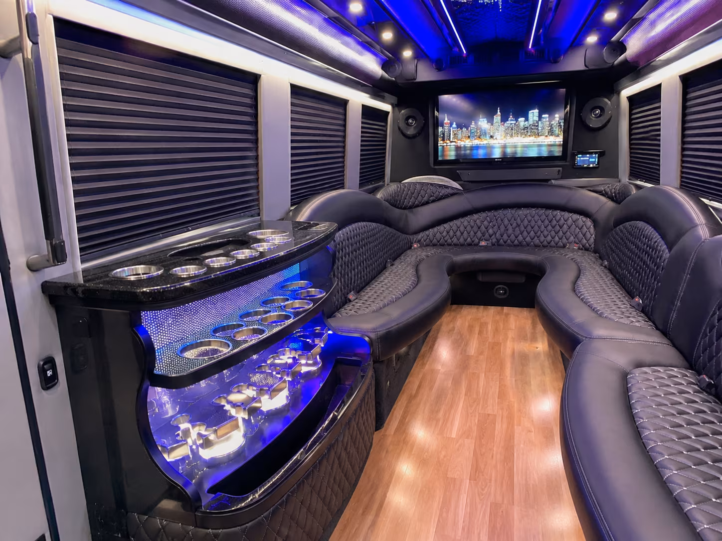 Norfolk Winery Tour & Pub Crawl Transportation party bus exterior