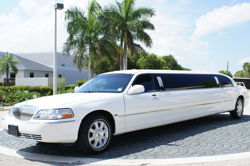 Norfolk 8 Passenger Limo